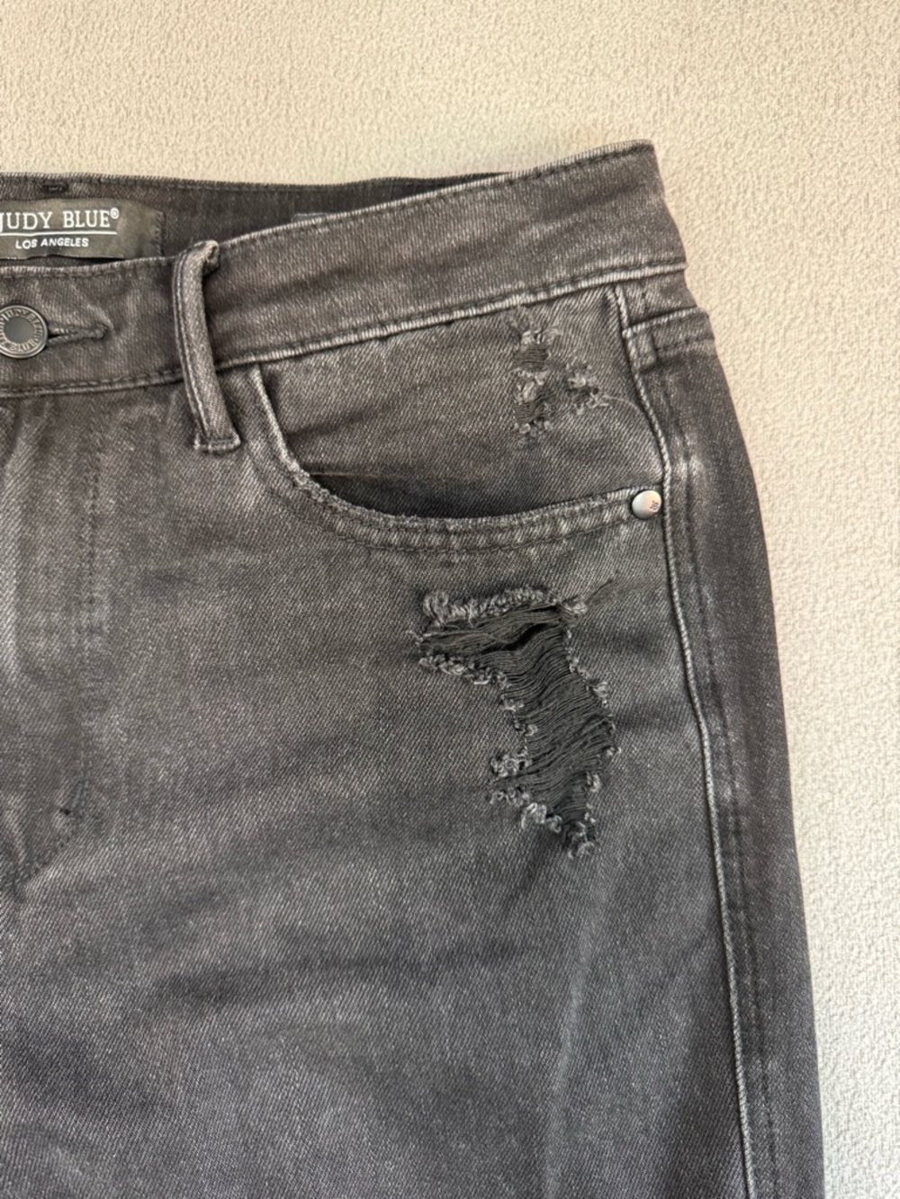 Judy Blue Charcoal Black Denim Distressed 90’s Straight Jeans, size 29 - Picture 6 of 16